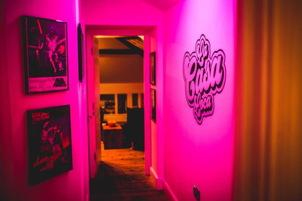 نيوكاسل أبون تاين Games And Movies Lounge 7 Bed City Centre Apartment المظهر الخارجي الصورة