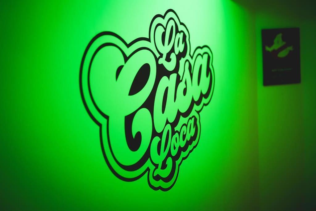 نيوكاسل أبون تاين Games And Movies Lounge 7 Bed City Centre Apartment المظهر الخارجي الصورة