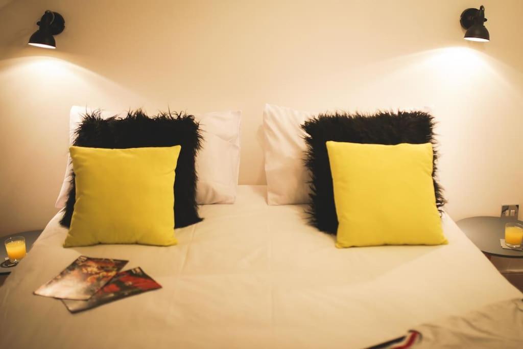 نيوكاسل أبون تاين Games And Movies Lounge 7 Bed City Centre Apartment المظهر الخارجي الصورة