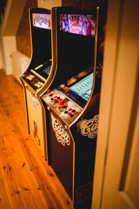 نيوكاسل أبون تاين Games And Movies Lounge 7 Bed City Centre Apartment المظهر الخارجي الصورة